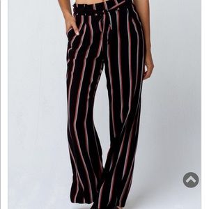 Tilly’s Black stripped flowy pants